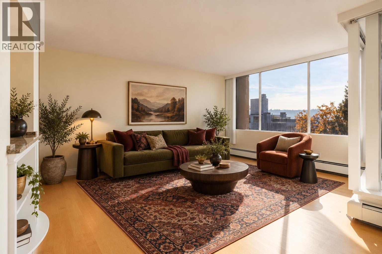 703 1737 DUCHESS AVENUE, West Vancouver