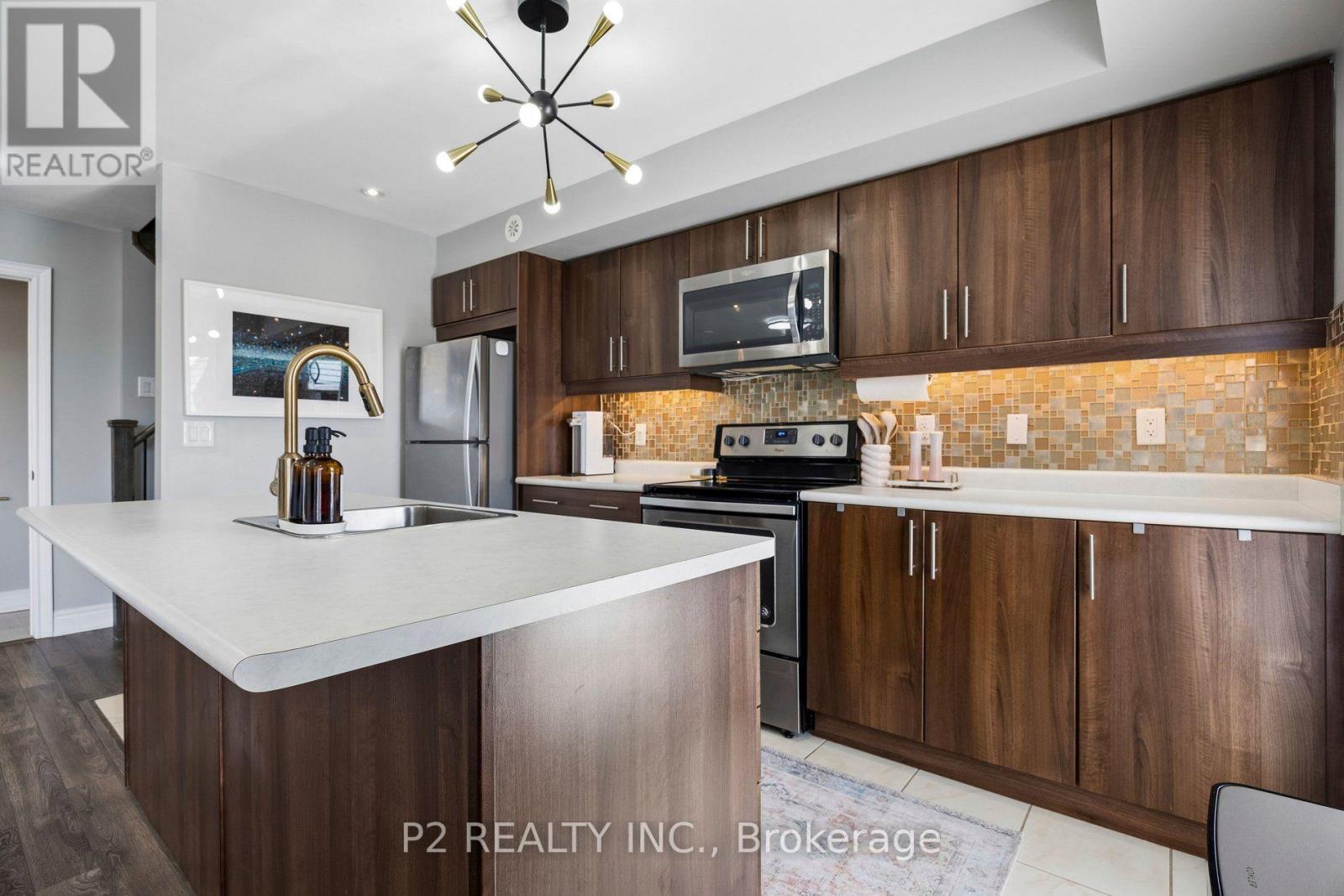 #608 50 DUNSHEATH WAY - 9