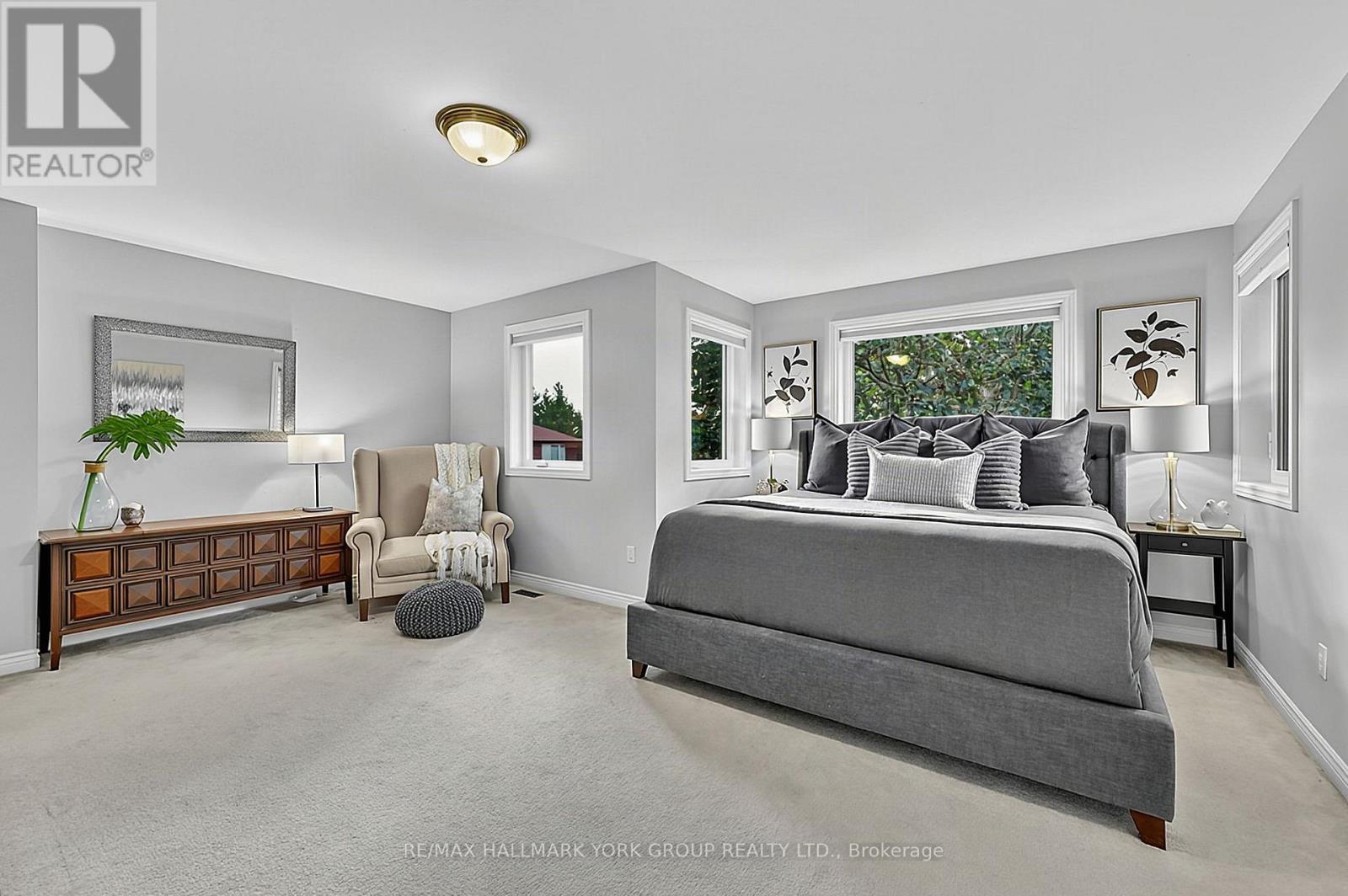 434 Lavas Road, Newmarket, ON photo 18