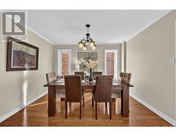 Family room - 434 Lavas Road, Newmarket, ON L3Y8H4 Photo 7