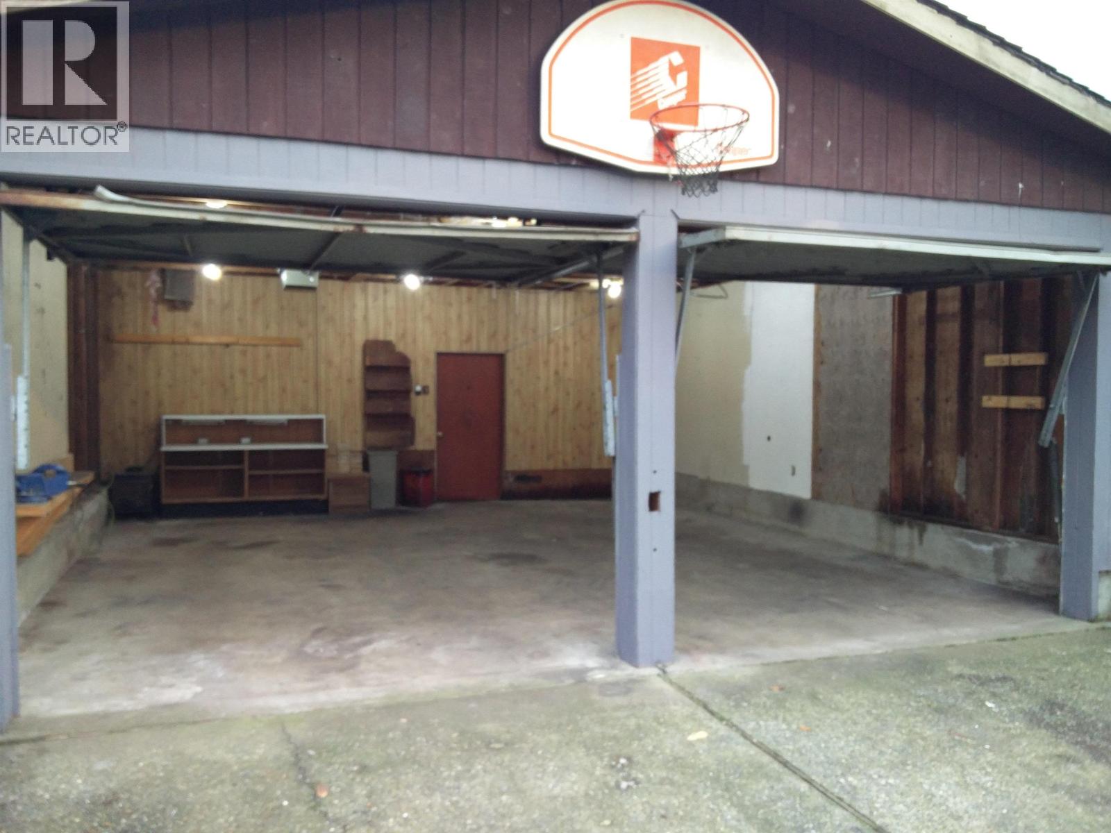 GARAGE 2161 PRAIRIE AVENUE, Port Coquitlam - Image 1