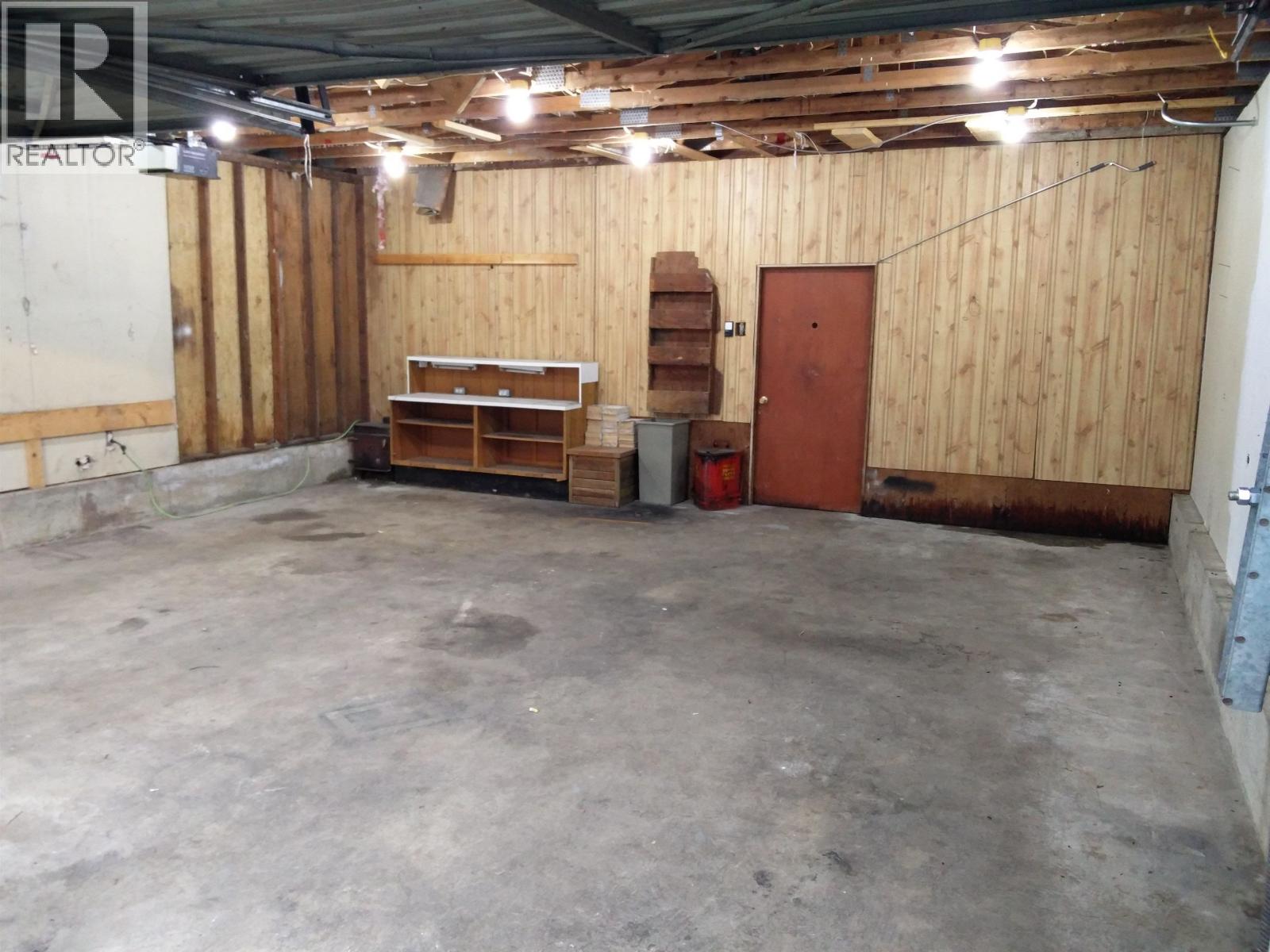 GARAGE 2161 PRAIRIE AVENUE, Port Coquitlam - Image 1
