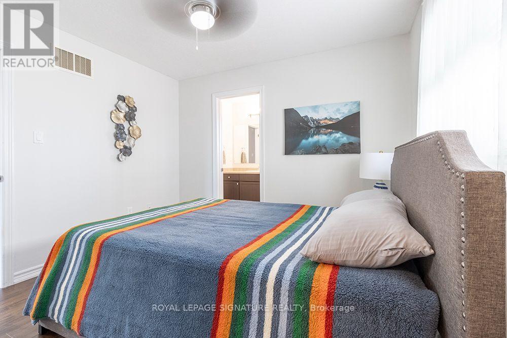 32 DAVIS STREET - 40