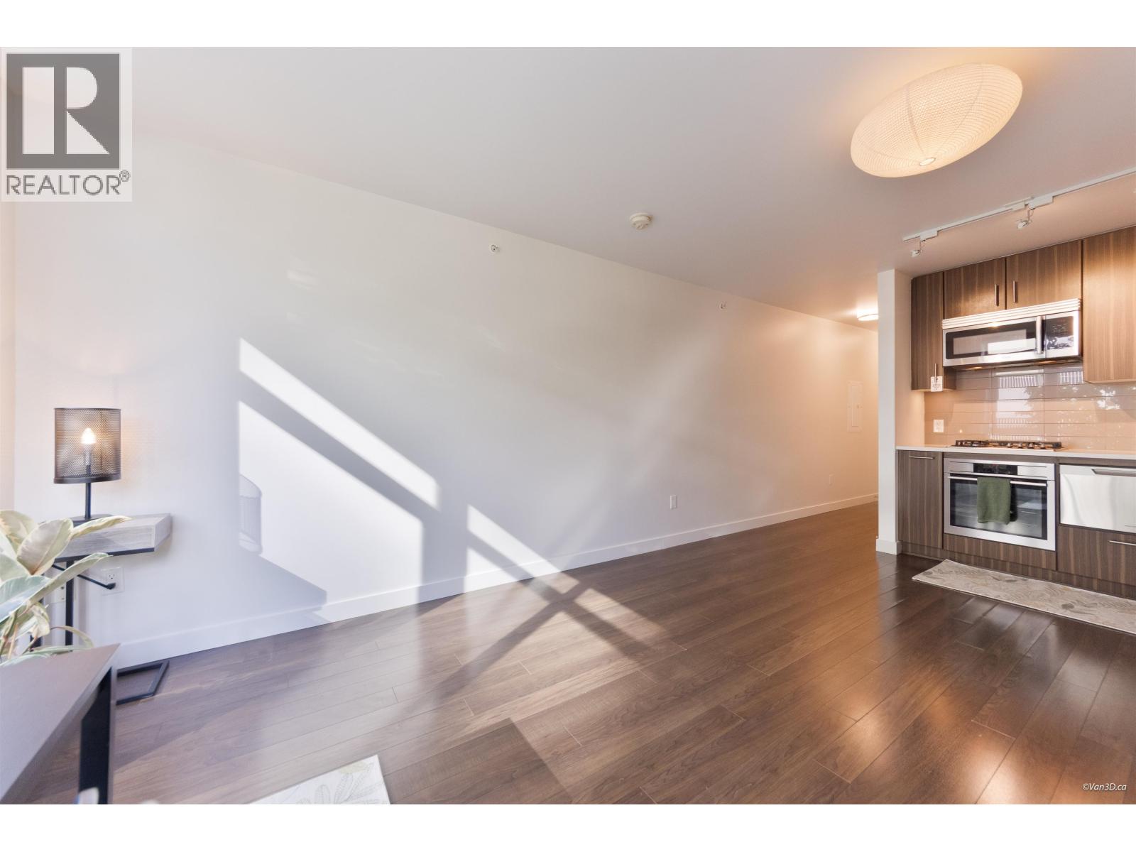 308 608 BELMONT STREET, New Westminster