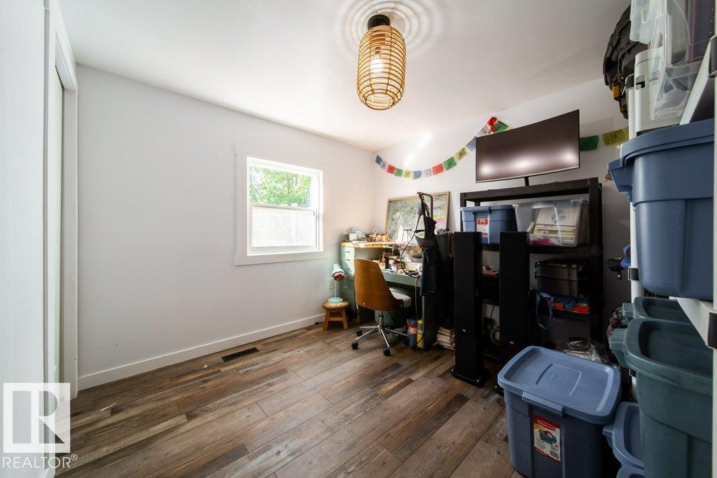 #20 52059 RGE ROAD 220 - Image 17