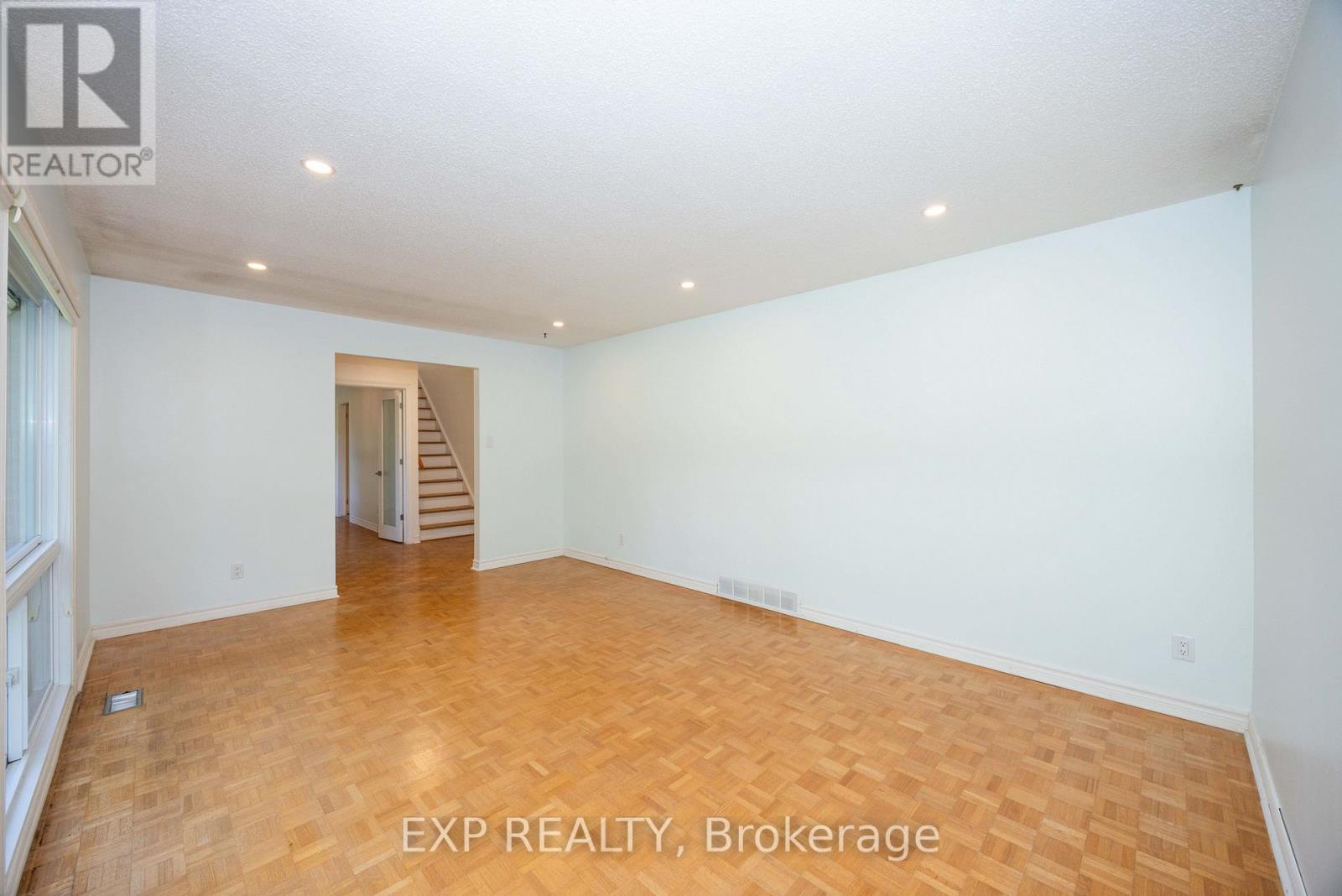 14 CARR CRESCENT - 5