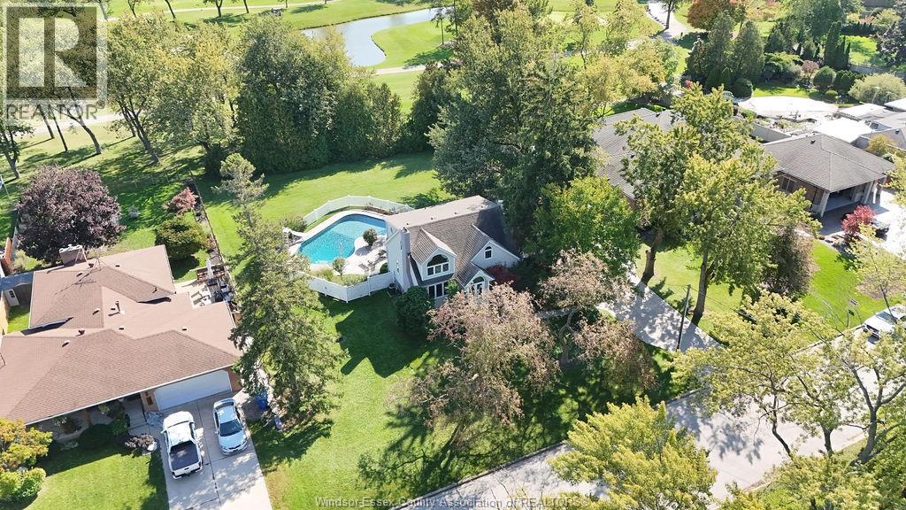 3926 ROSELAND DRIVE West - 11