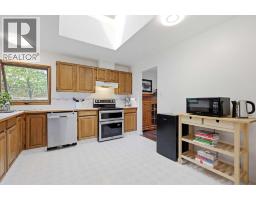 5 Glenwood Crescent - photo 13