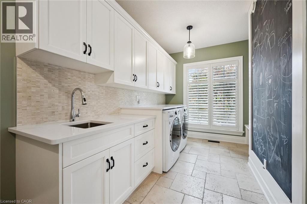 311 TERRACE WOOD Crescent - 33