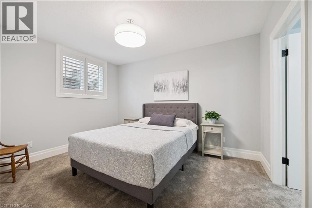 311 TERRACE WOOD Crescent - Image 40
