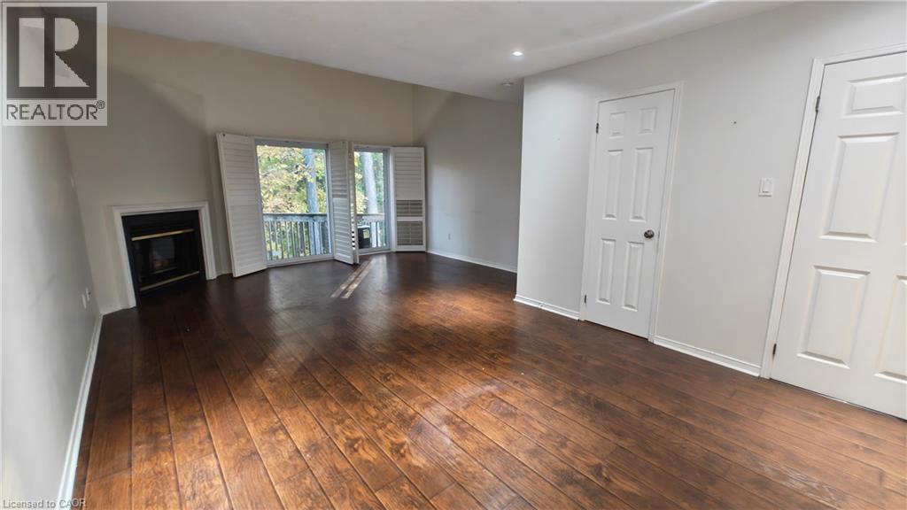 2110 CLEAVER Avenue Unit# 215, Burlington — photo 4