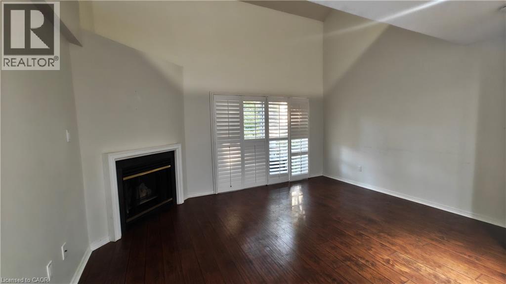 2110 CLEAVER Avenue Unit# 215, Burlington — photo 5
