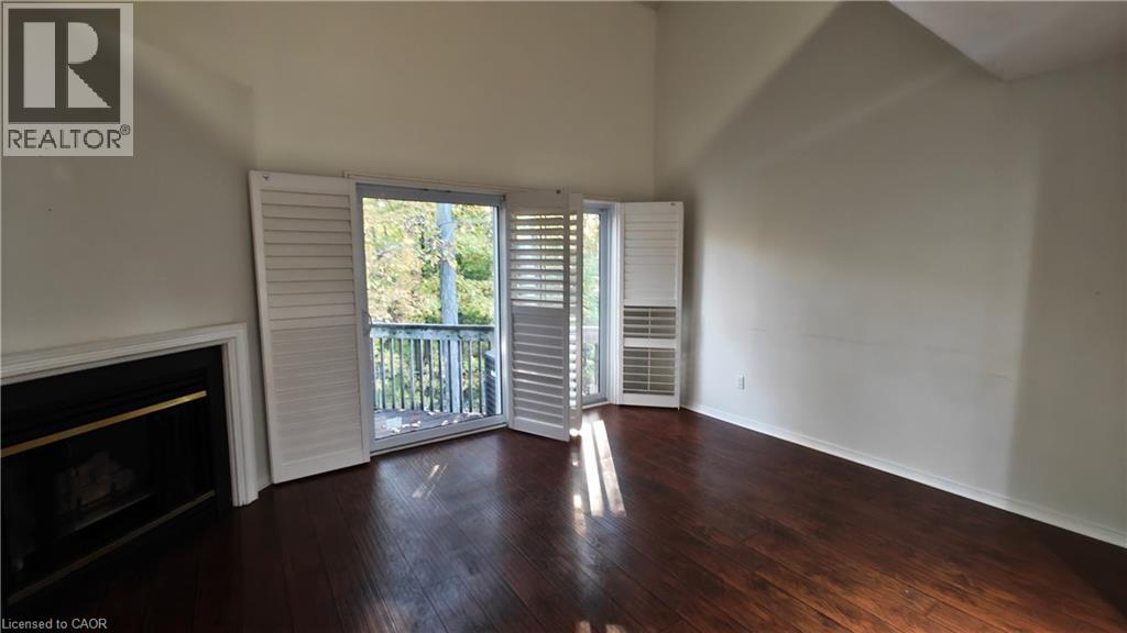 2110 CLEAVER Avenue Unit# 215, Burlington — photo 6