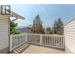688 Latimer Street Unit# 102, Penticton, BC V2A5R6 Photo 18