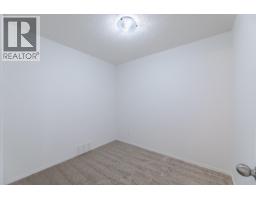 Primary Bedroom - 688 Latimer Street Unit# 102, Penticton, BC V2A5R6 Photo 10