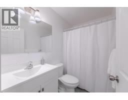 Kitchen - 688 Latimer Street Unit# 102, Penticton, BC V2A5R6 Photo 12