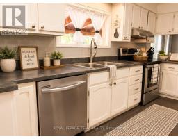26 Lane Street, Madawaska Valley, ON K0J1B0 Photo 16