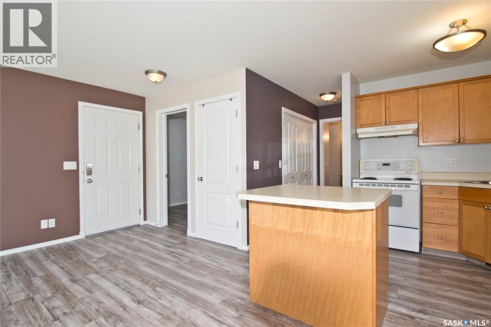 1049 Birchwood PLACE, Regina — photo 8