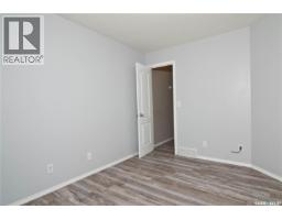 4pc Bathroom - 1049 Birchwood Place, Regina, SK S4S7L1 Photo 6