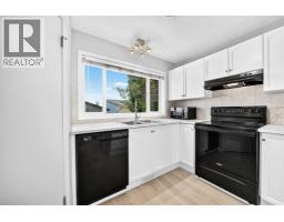 15 Prestwick Place SE - photo 3