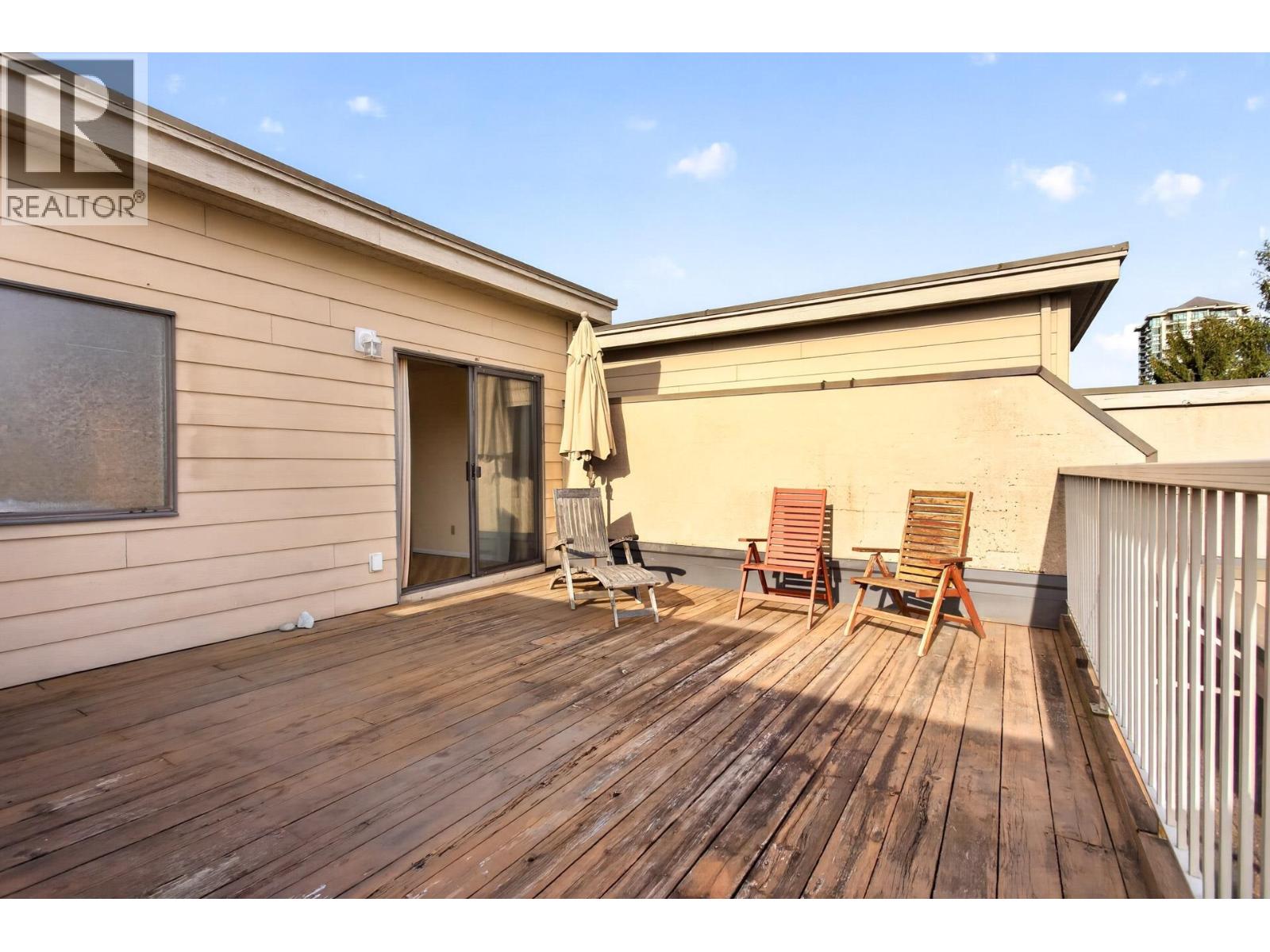 408 777 EIGHTH STREET, New Westminster - Image 1