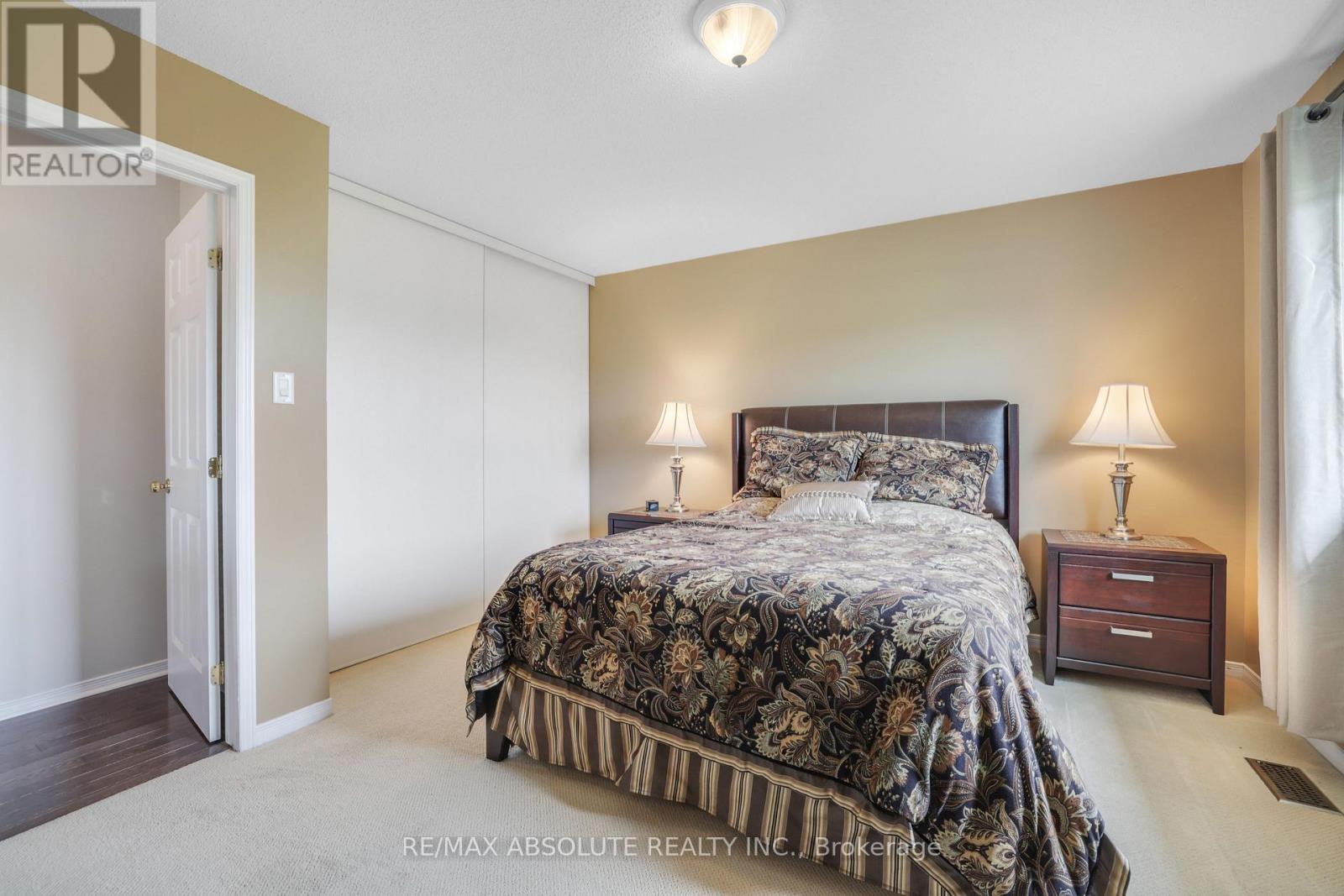 14 RILEY CRESCENT - Image 19