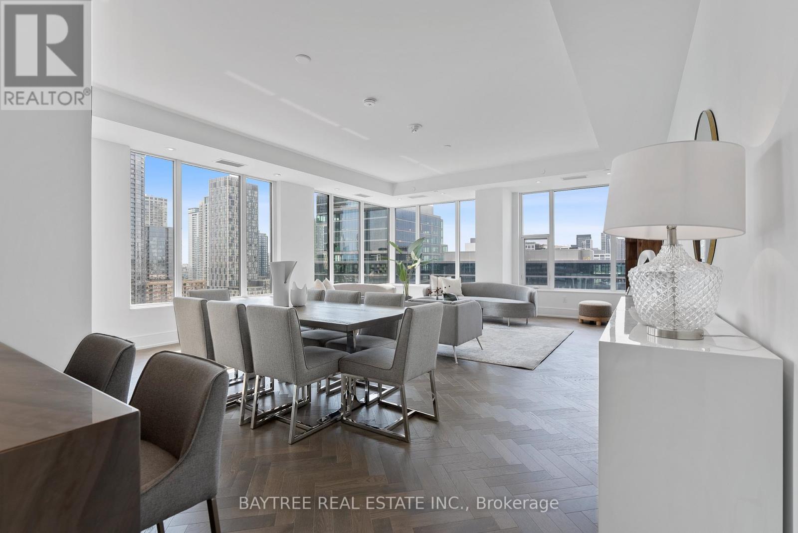 1108- 455 Wellington Street West, Toronto, ON photo 10