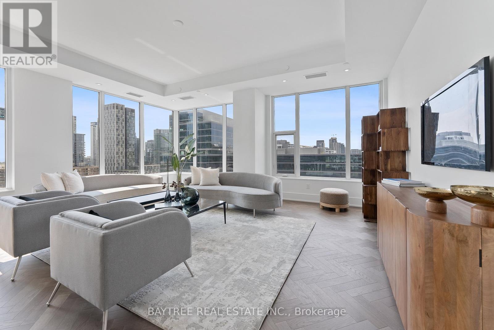 1108- 455 Wellington Street West, Toronto, ON photo 16