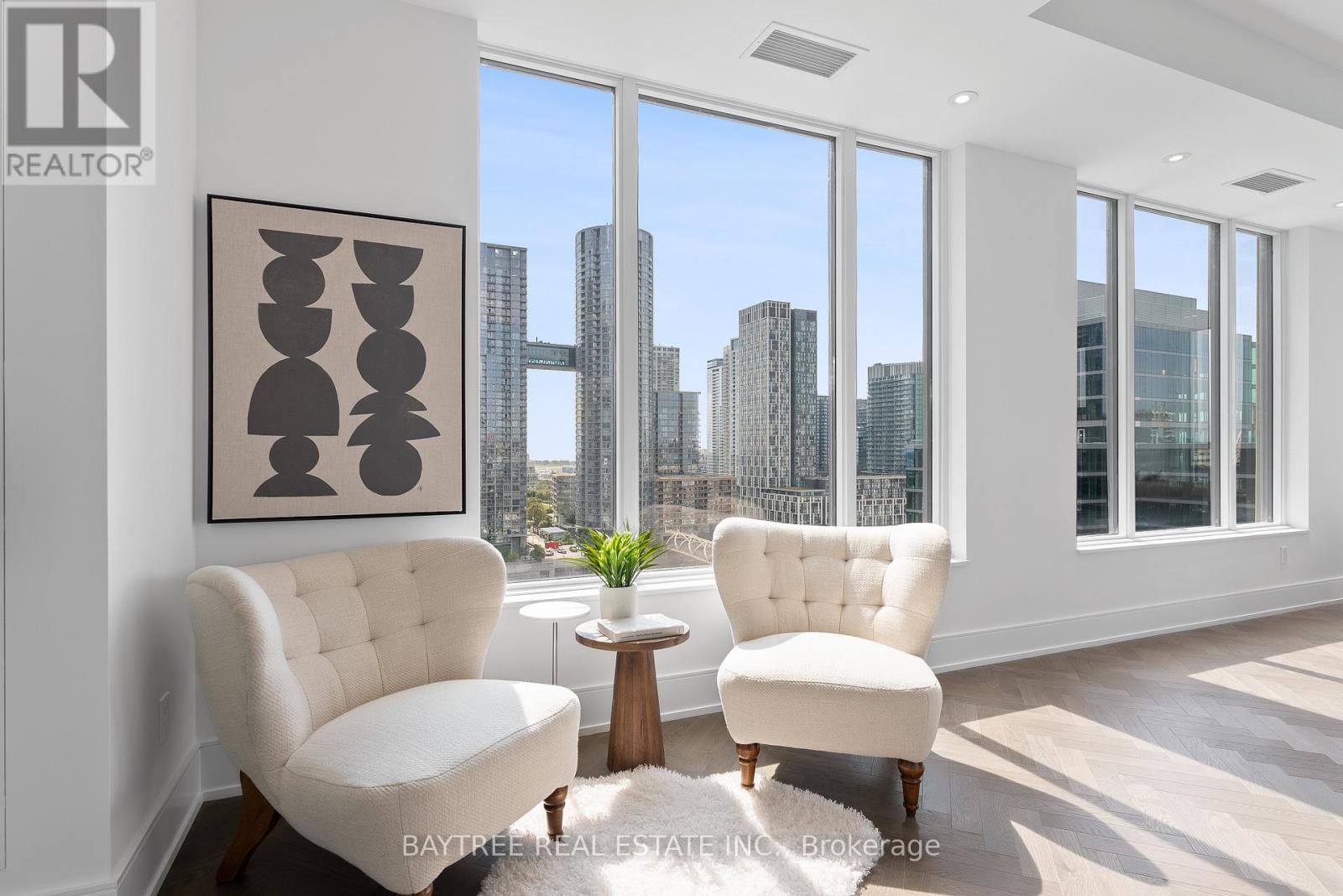 1108- 455 Wellington Street West, Toronto, ON photo 5
