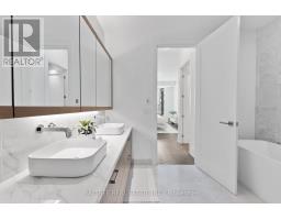 1108 - 455 Wellington Street W, Toronto, ON M5J2R2 Photo 32