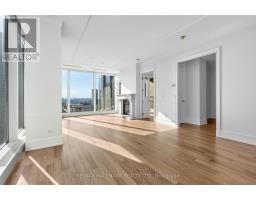 2306 - 183 Wellington Street W, Toronto, ON M5V0A1 Photo 8
