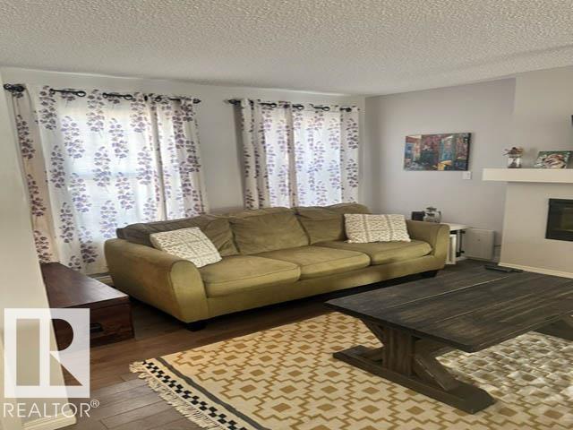 8323 Eliss Crescent NW - Image 3