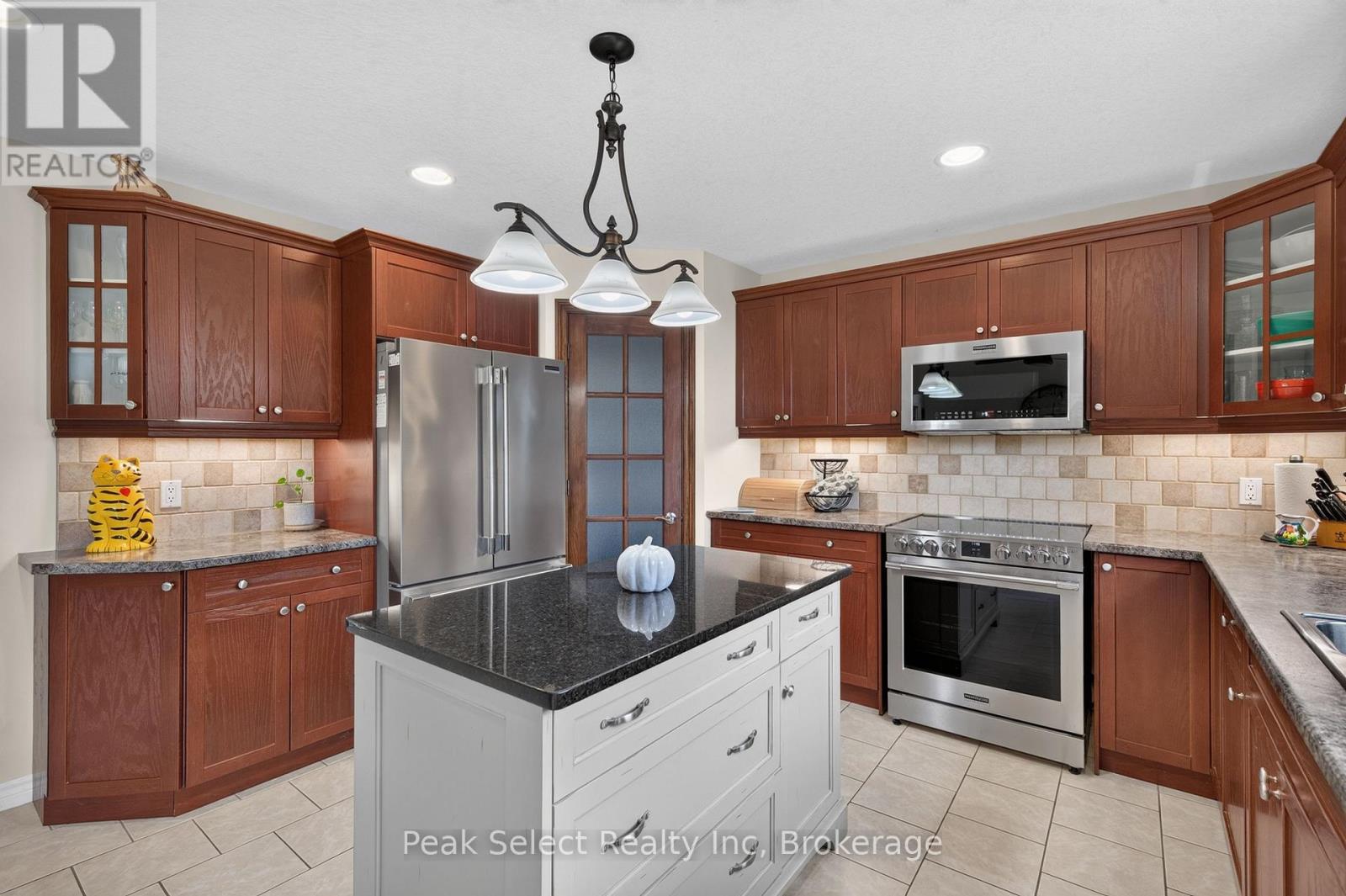 88 SAXONVILLE COURT - 15