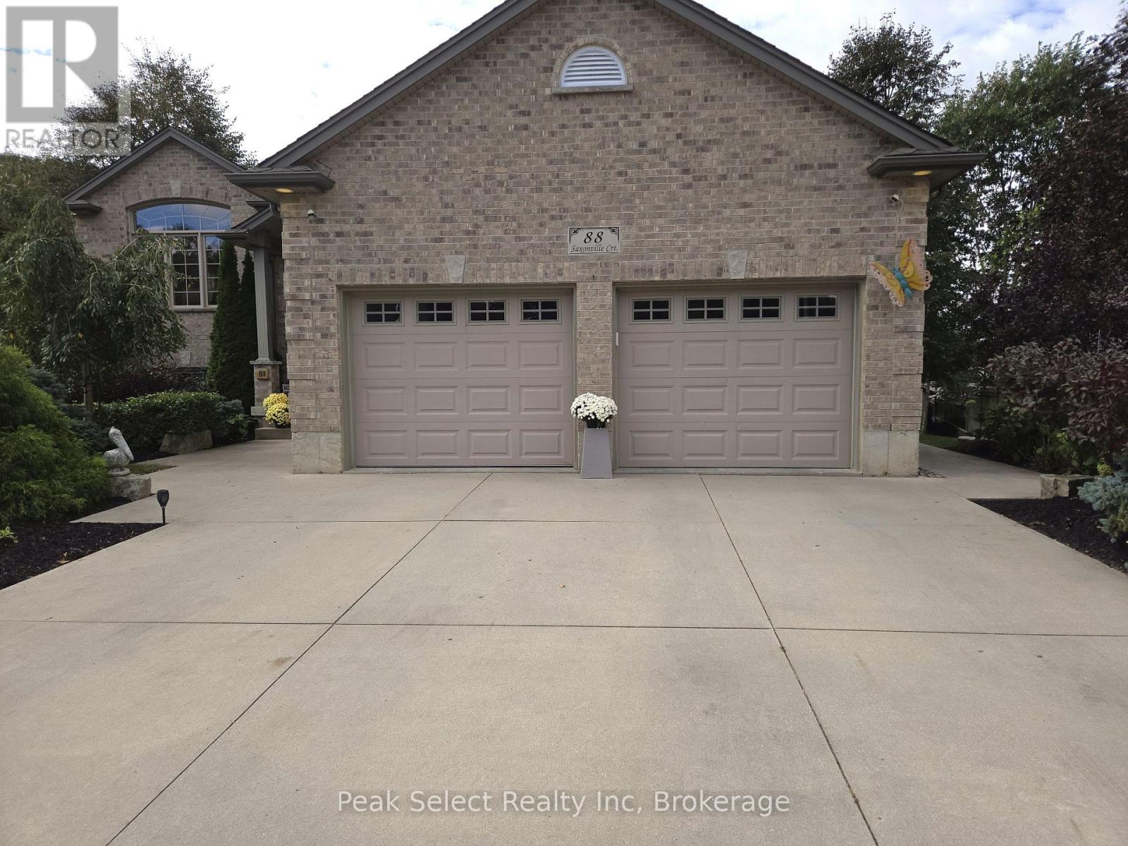 88 SAXONVILLE COURT, Strathroy-Caradoc (SW) — photo 5
