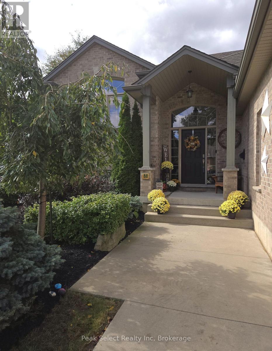 88 SAXONVILLE COURT, Strathroy-Caradoc (SW) — photo 6