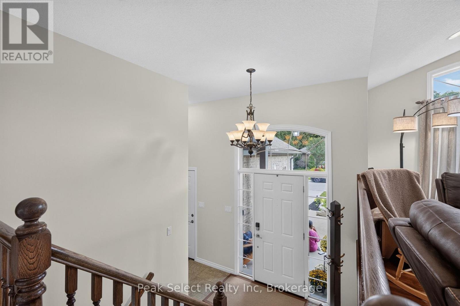 88 SAXONVILLE COURT, Strathroy-Caradoc (SW) — photo 8