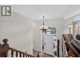 Kitchen - 88 Saxonville Court, Strathroy Caradoc, ON N7G4M1 Photo 8