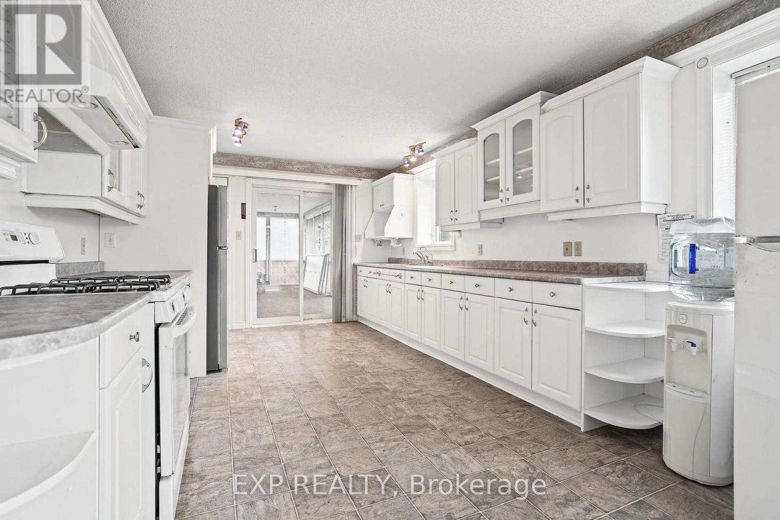 589 RIVER ROAD - Image 13
