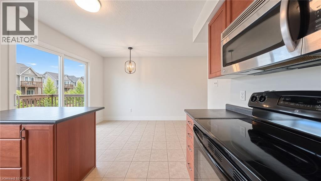 250 PARKVALE Drive, Kitchener — photo 12