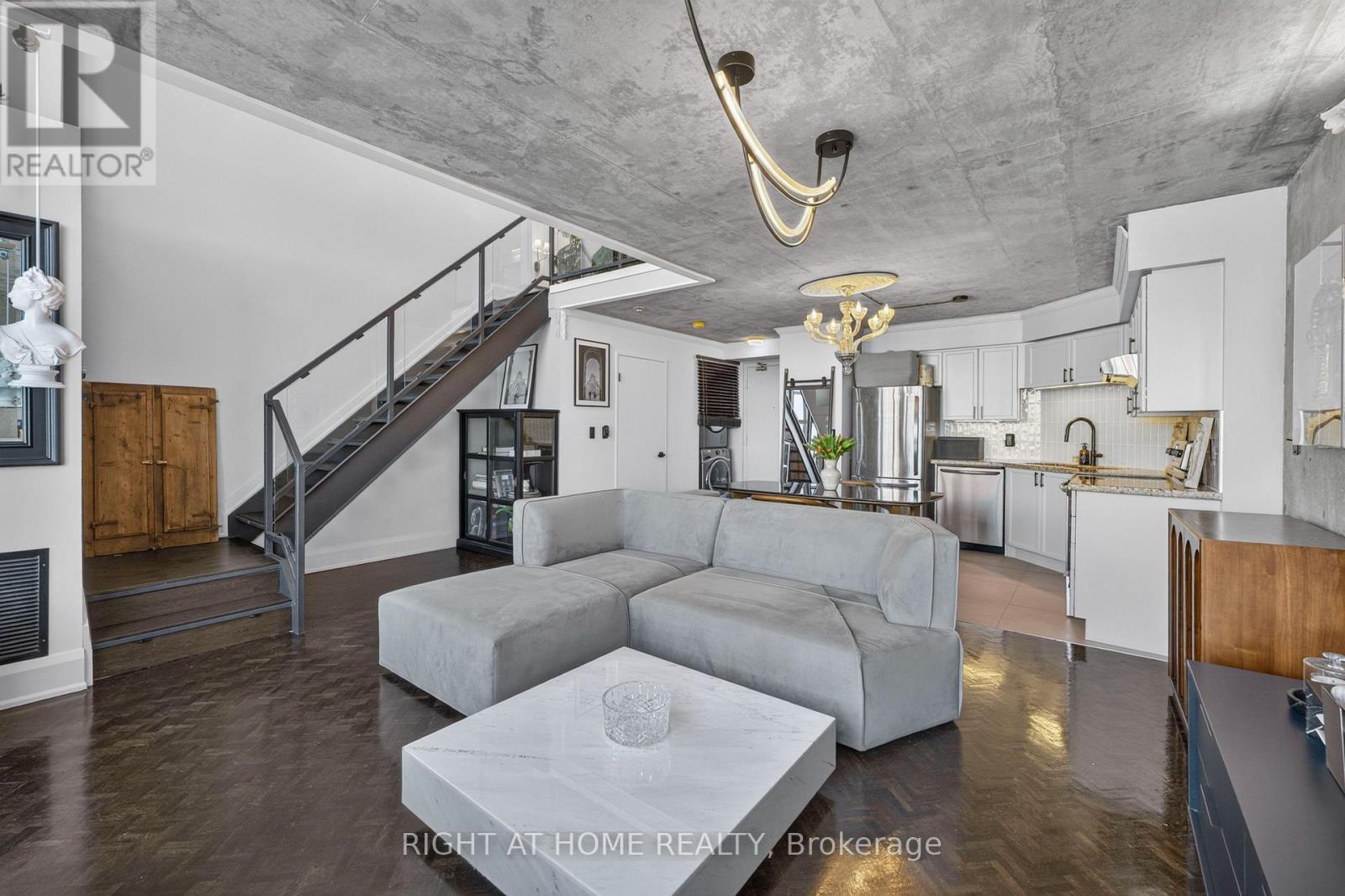 612- 250 Manitoba Street, Toronto, ON photo 8
