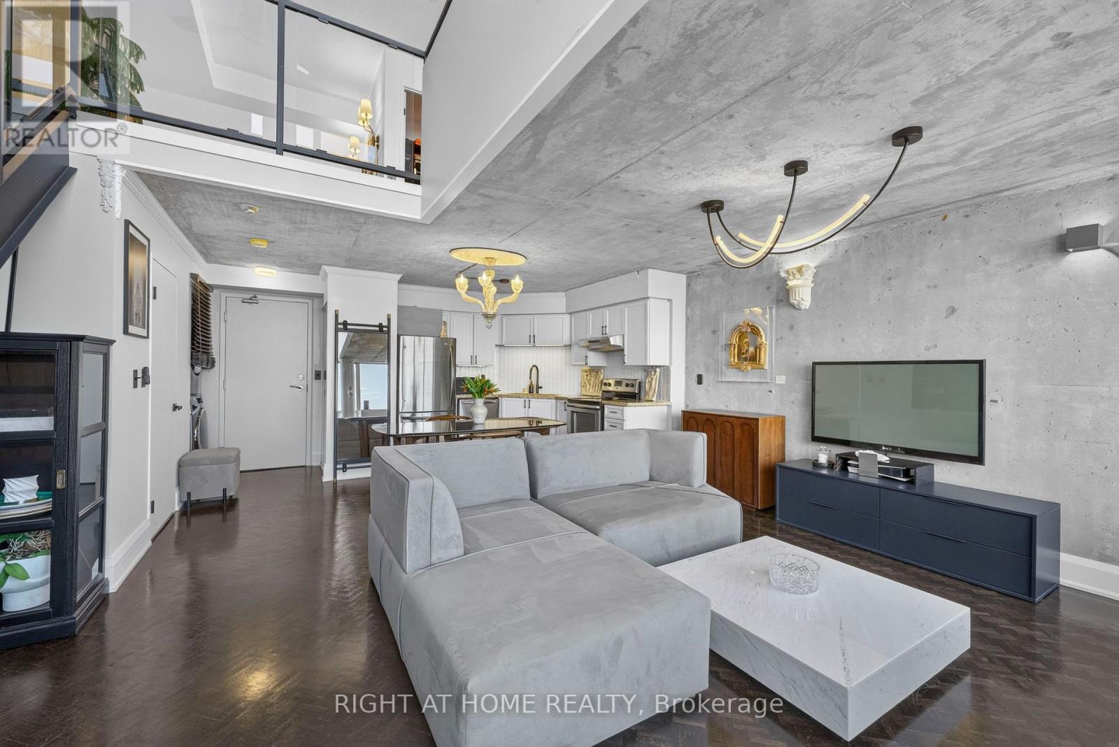 612- 250 Manitoba Street, Toronto, ON photo 9