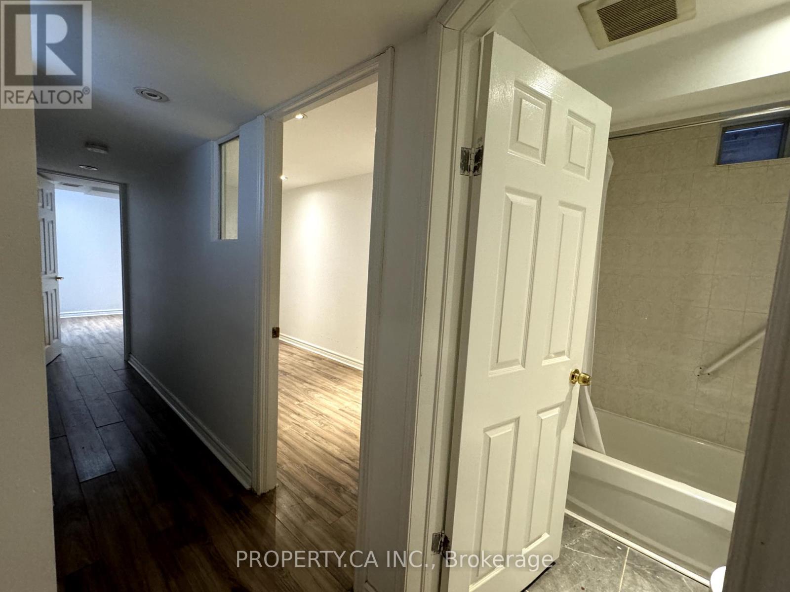 #LOWER - 270 CHRISTIE STREET, Toronto (Dovercourt-Wallace Emerson-Junction) — photo 9