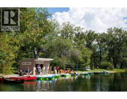 8134 47 Avenue NW - photo 47