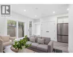 8518 33 Avenue NW - photo 22