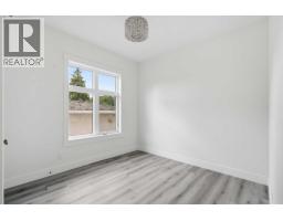 8518 33 Avenue NW - photo 14