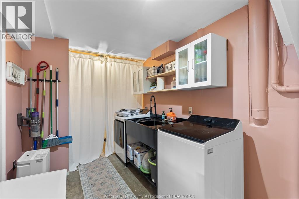303 STONE RIDGE AVENUE - 27