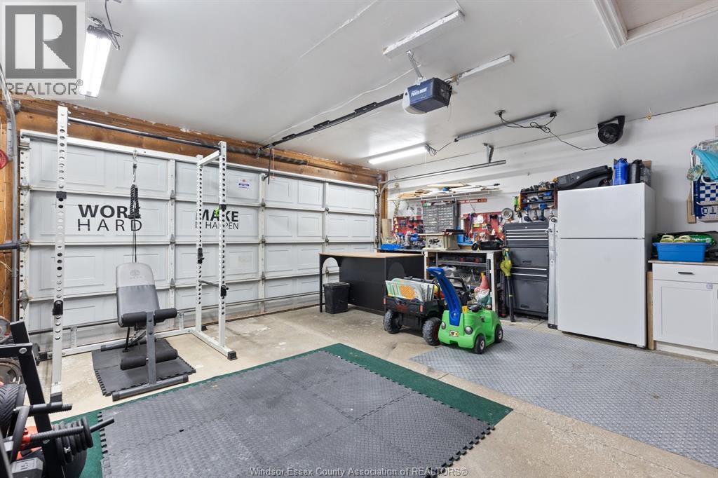 303 STONE RIDGE AVENUE - Image 29