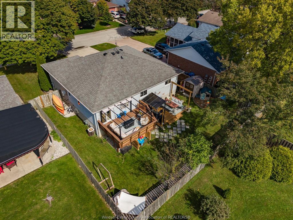 303 STONE RIDGE AVENUE - Image 41