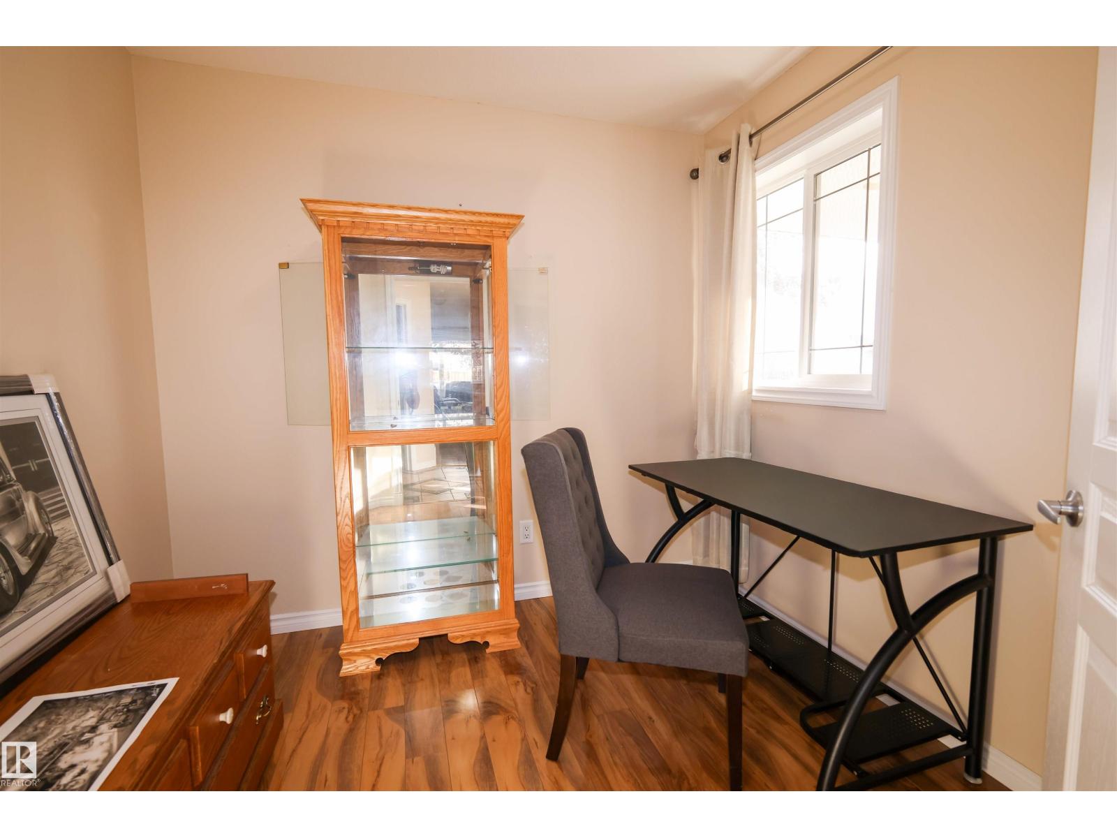 9606 82 AV - Image 17