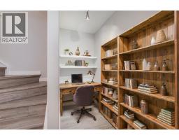 135 Kingsbridge Road SE - photo 23